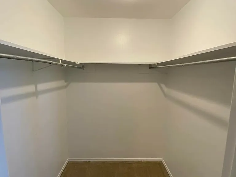 Ashley Oaks Apartments — Photo 15