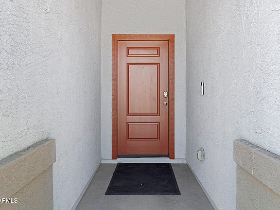 4th image of 38145 W AMALFI Avenue