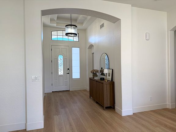 3rd image of 6963 W Briles Rd