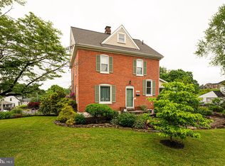 203 Prospect Ave, West Grove, PA 19390