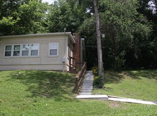 812 S Main St, Caseyville, IL 62232
