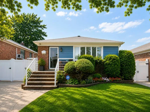15138 26th Ave, Flushing, NY 11354