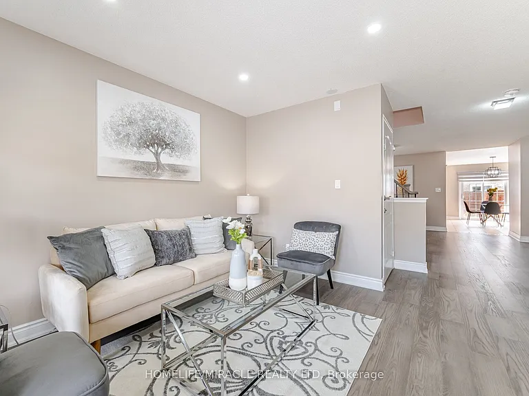 41 Beachpoint Blvd #UPPER — Photo 8