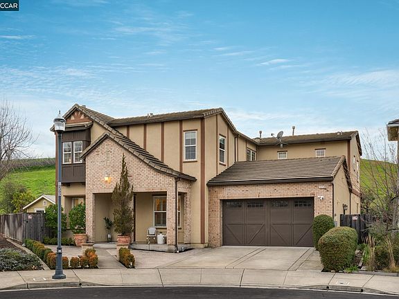 2nd image of 5058 Holborn Way