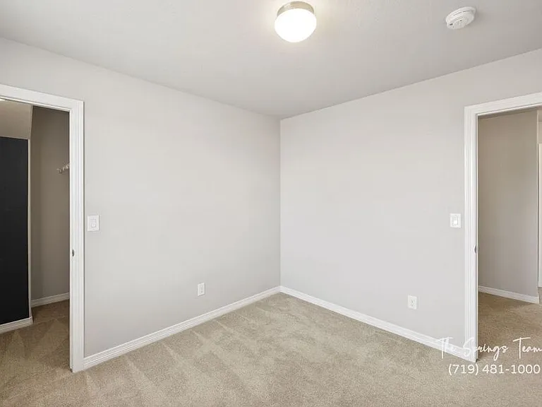 10898 Rowley Dr — Photo 28