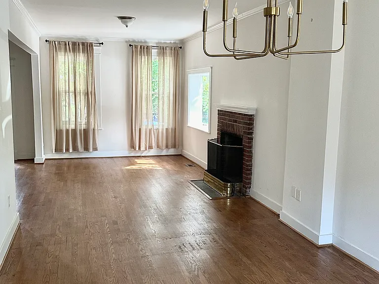 208 W 29th St — Photo 30