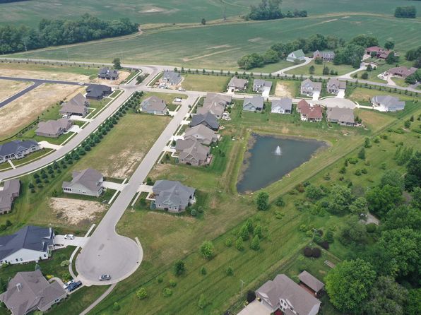 1762 Mill Pond Ct, Franklin, IN 46131