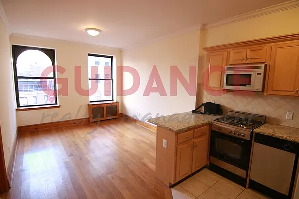 Rented by Guidance Realty Corp. | media 38