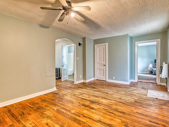3rd image of 311 Wilson Ave