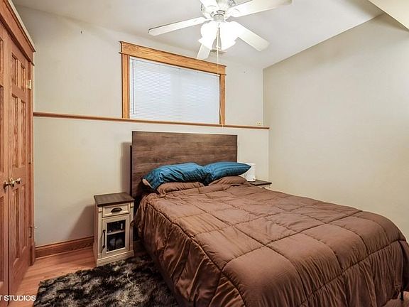 5th image of 3617 N Seeley Ave #G