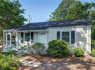 2811 Rockwood Rd, Greensboro, NC 27408