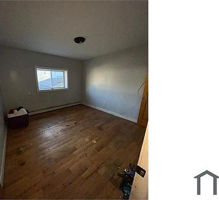 2nd image of 1543 Hassock St