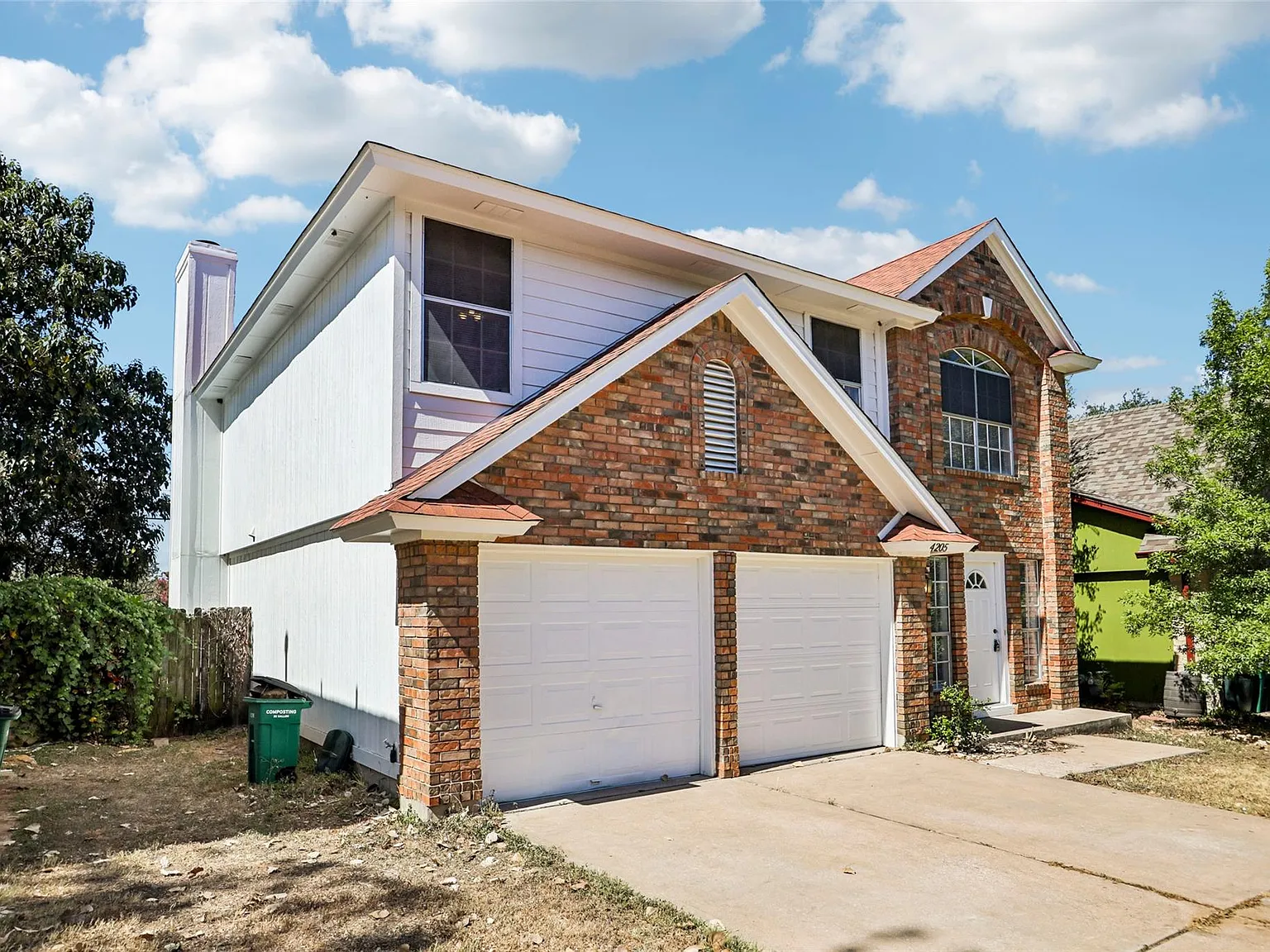 4 bed, 2.5 bath, 2062 sqft, $2,485 — Photo 2