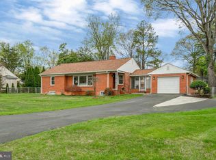 6436 Elmdale Rd, Alexandria, VA 22312