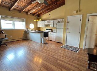 33 Halsey St #2R, Newport, RI 02840