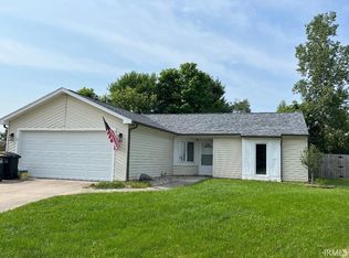 2108 Del Norte Dr, Kendallville, IN