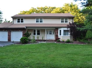 3 Dorothy Ln, East Brunswick, NJ 08850