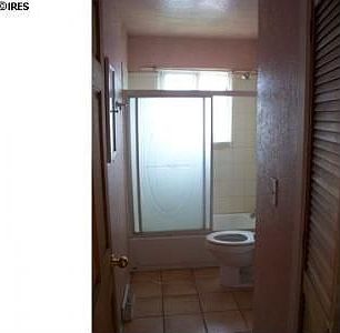 5th image of 304 N 25th Ave