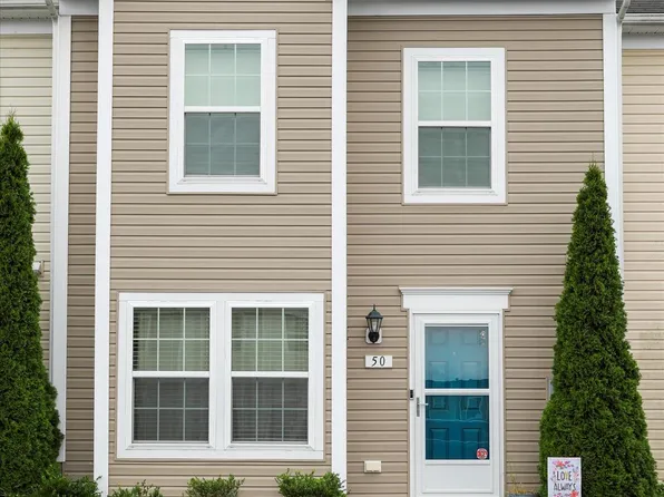 50 Teakwood Dr, Martinsburg, WV 25404