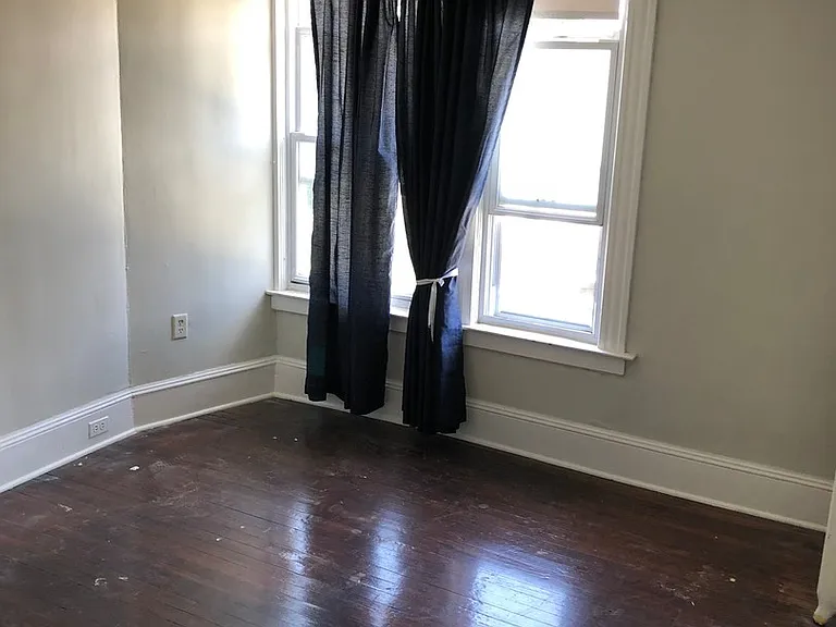 45-47 Maplewood Ave — Photo 9