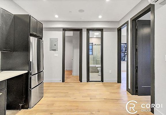 3rd image of 175 Clarkson Ave #3F
