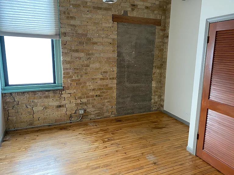 1846 W Henderson St #1846 — Photo 25