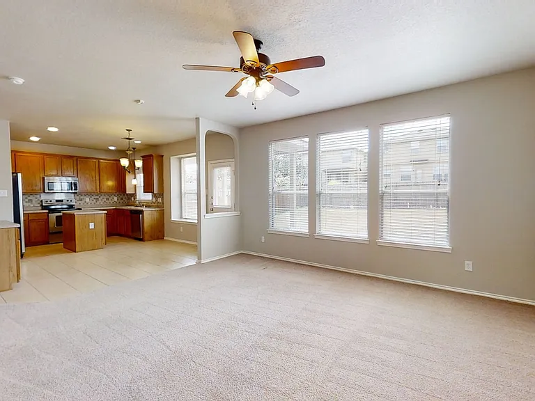 12230 Medina Ml — Photo 8