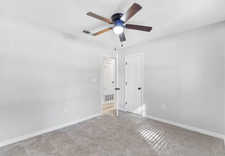 4744 Young Rd — Photo 15
