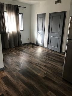 1st image of 211 Belvidere St E #1
