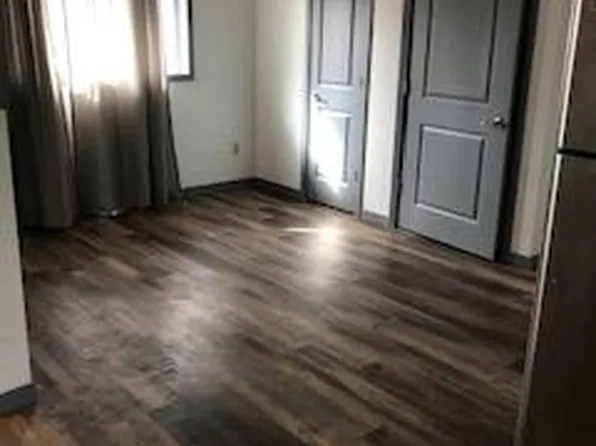 211 Belvidere St E #1, Saint Paul, MN 55107