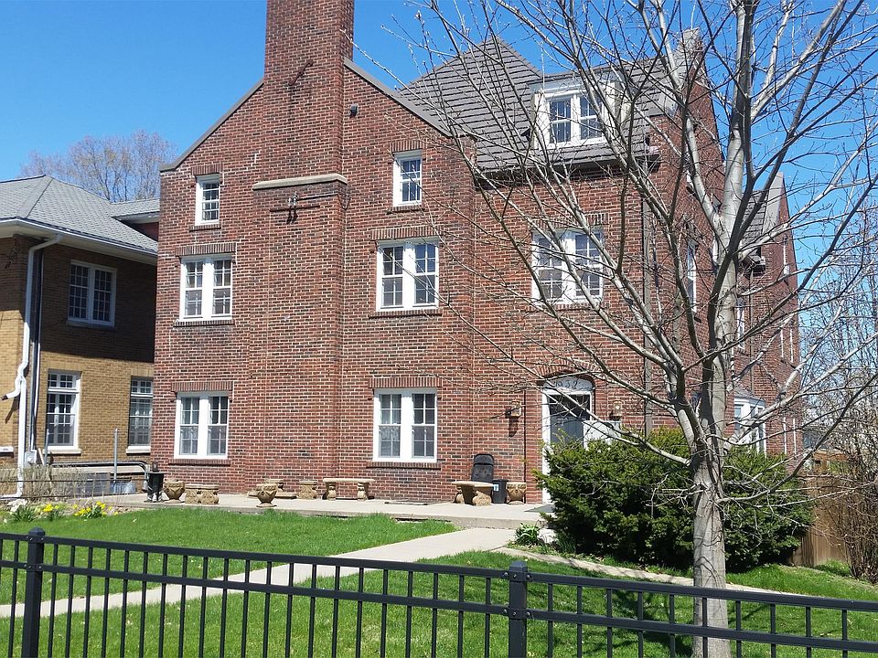 1st image of 932 E College St #10455041
