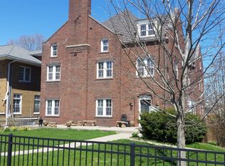 932 E College St #10464988, Iowa City, IA 52240