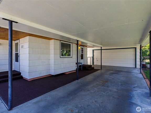 4th image of 2080 James Avenue