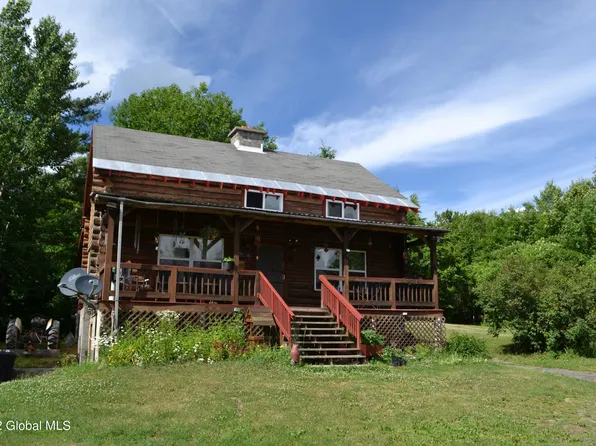 549 N Street Road, Argyle, NY 12809