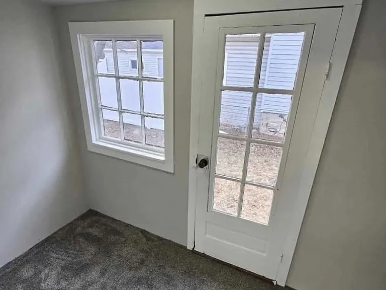 417 Fulton Ave — Photo 10
