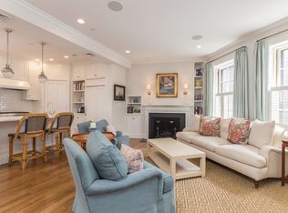 4 W Hill Pl #1, Boston, MA 02114