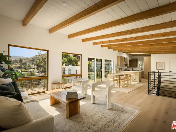 6374 Macal Pl, Los Angeles, CA 90068