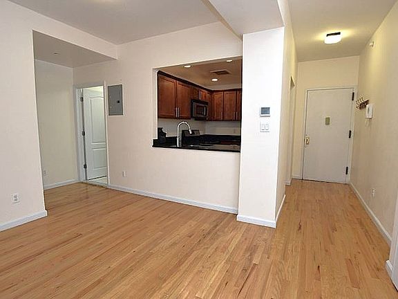 2nd image of 4132 44th St APT 3B