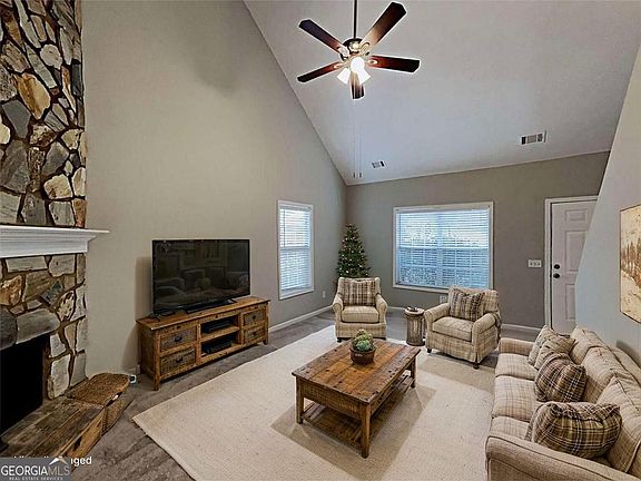 4th image of 540 Cherokee Overlook Ct