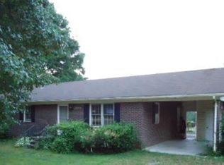 2979 Narrow Gauge Rd, Reidsville, NC 27320