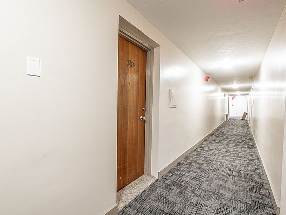 5th image of 31 Paxtonia Blvd #8786c2bba