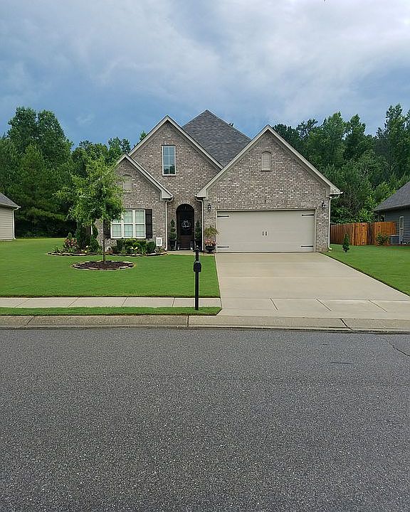 1st image of 65 Sterling Pl