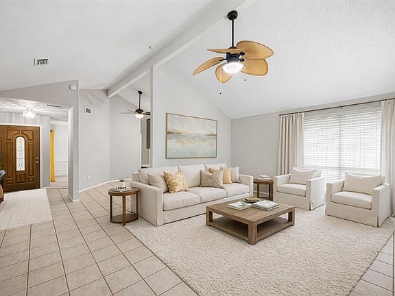3rd image of 24919 Bovington Dr