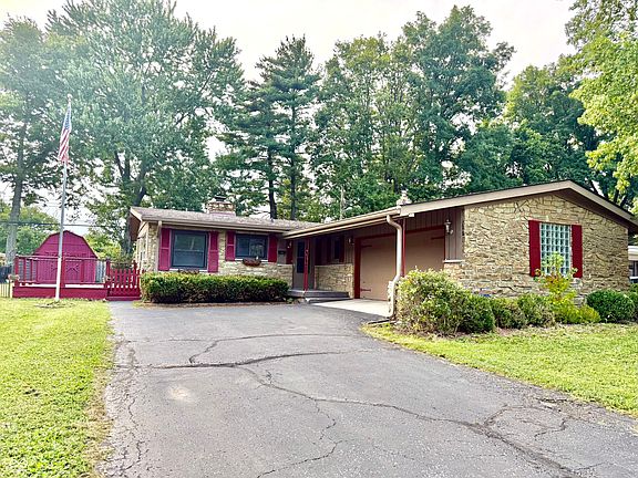 2nd image of 2032 Radcliffe Ave