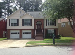 5385 Durham Ridge Ct, Lilburn, GA 30047