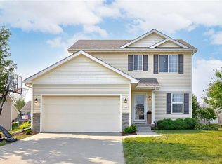 630 SE Pleasant View Dr, Waukee, IA 50263