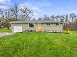 13 Raymond Dr, West Middlesex, PA