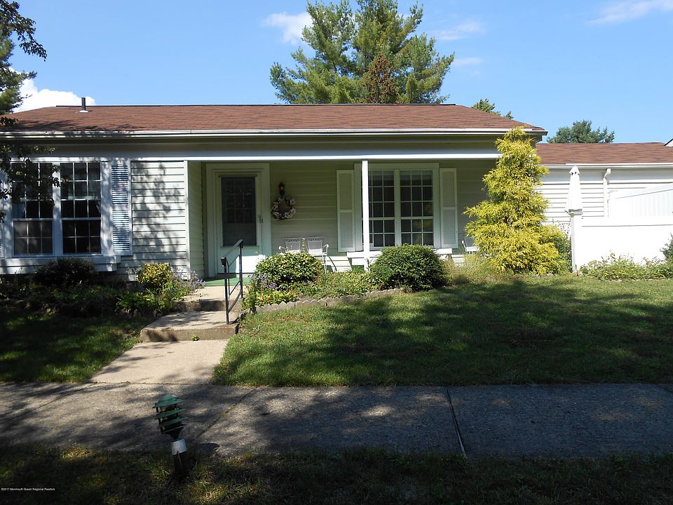 1st image of 473 Chelsea Court #A
