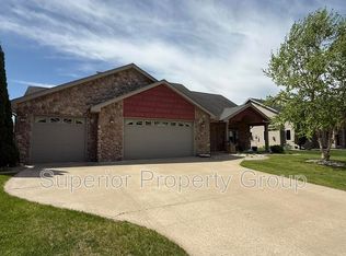 4363 Memorial Cir, Windsor, WI 53598