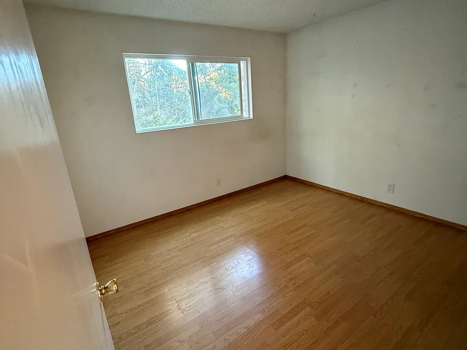 2 bed, 900 sqft, $2,500 — Photo 2